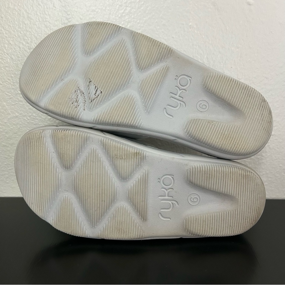 RYKA Restore Re-Zorb Lite Silver Slip on Slide Sandal Womens Size 6 Beach Pool - Picture 7 of 7